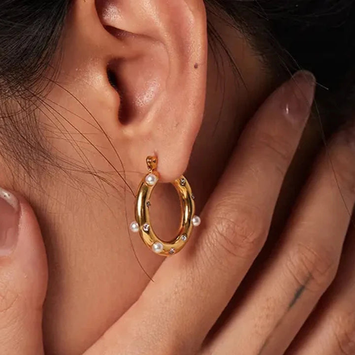 Pearl Girl Earrings