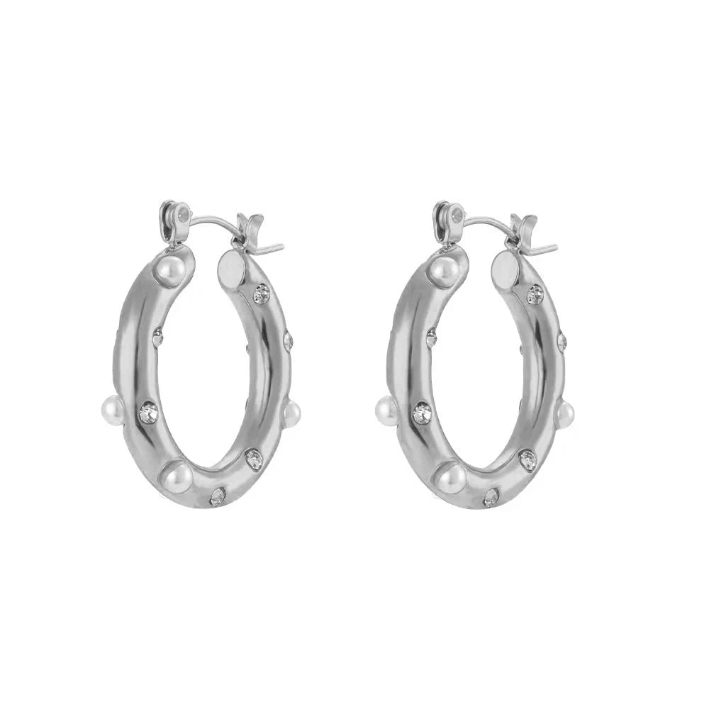Pearl Girl Earrings