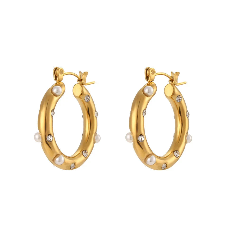 Pearl Girl Earrings