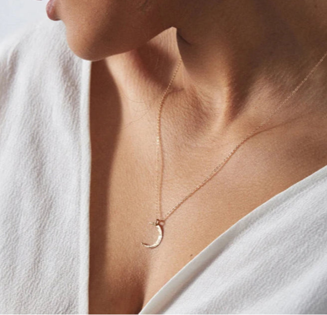 Moonie Dainty Choker