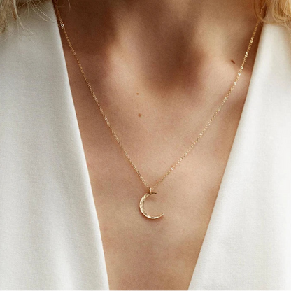 Moonie Dainty Choker